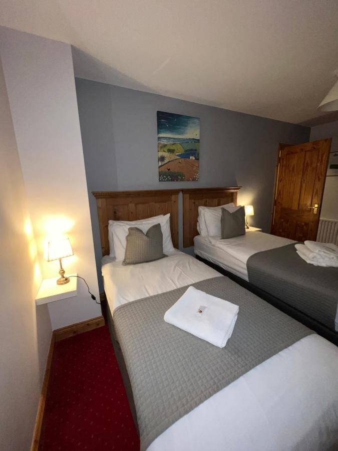 Dingle Marina Lodge Luaran gambar