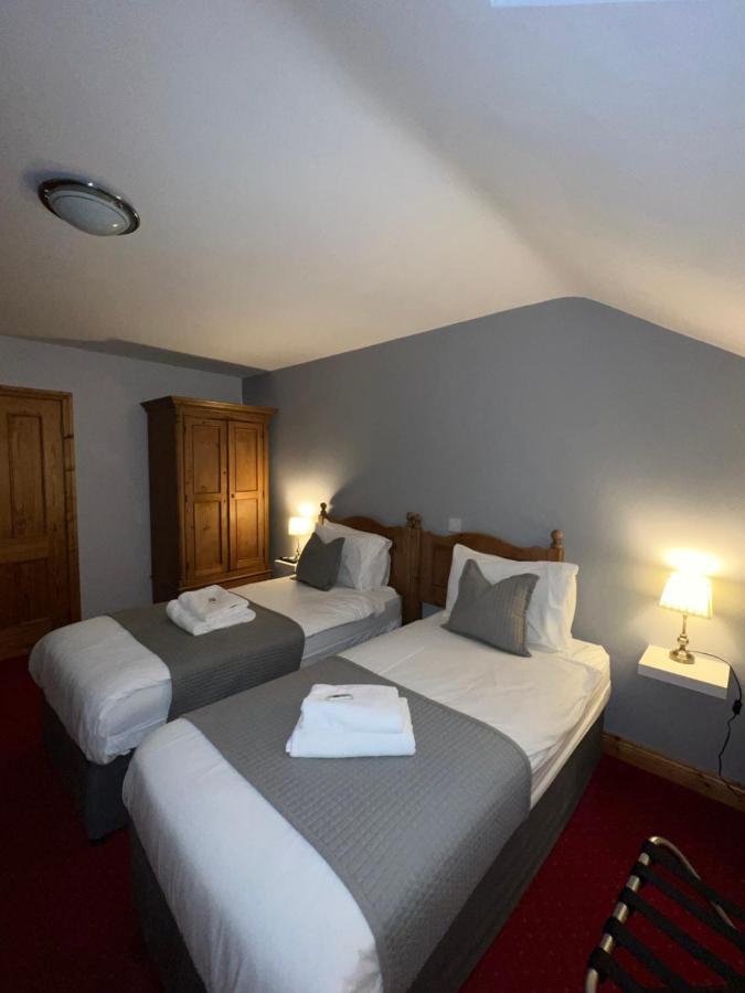 Dingle Marina Lodge Luaran gambar
